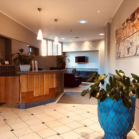 Hotel Delfina Signa Εξωτερικό φωτογραφία